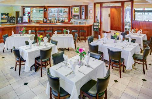 Folsom Hotel | Lake Natoma Inn
