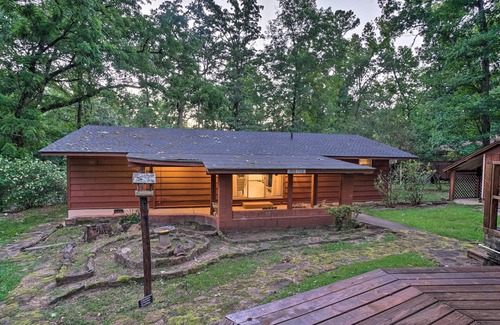 Avinger House | Lake O’ the Pines Retreat w/Water Access!