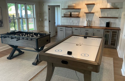 Lake Oconee House | Lake Oconee Family Retreat with Pool – Perfect for Holidays & Gatherings!