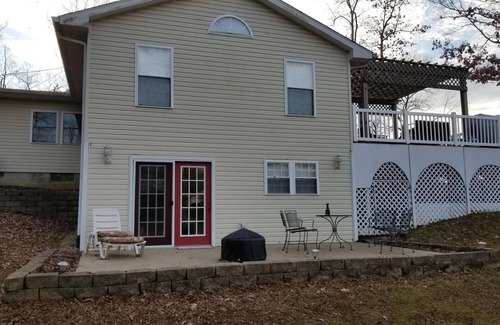 Marion House | Lake of Egypt waterfront home