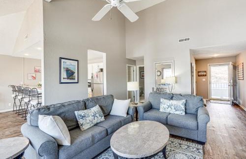 Village of Four Seasons Apartment | Lake of the Ozarks Condo with Community Pools