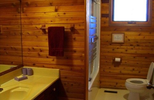 Sioux Narrows Cottage | Lake of the Woods Waterfront Luxury Cottage near Kenora
