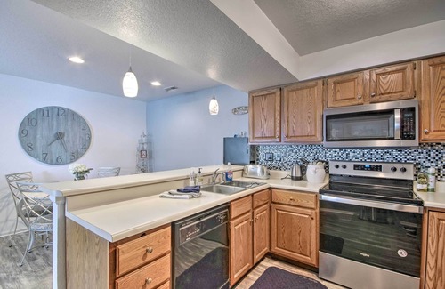 Village of Four Seasons Condo | Lake of the Ozarks Views, Patio: Regatta Bay Condo