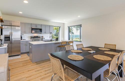 Waterport House | Lake Ontario Hideaway - Nature and Stillness Await!