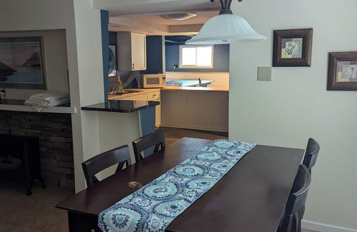 Youngstown House | Lake Ontario Vacation Property in the Greater Niagara Region