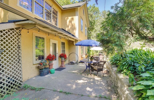 Stockholm Apartment | Lake Pepin Getaway w/Pond, Walk to Restaurants!