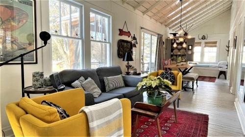 Lakeside House | Lake Perch