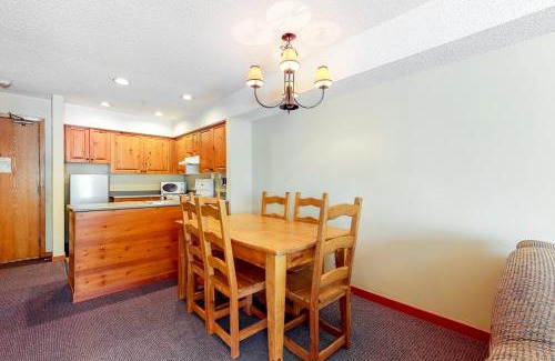 Whistler Creekside Apartment | Lake Placid 226