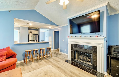 Westover Condo | Lake & Pool Access, Home Gym: Fayetteville Condo!