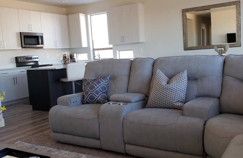 Big Water House | Lake Powell Contemporary Home with Views