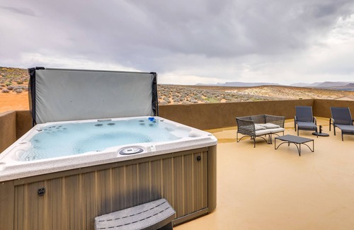 Big Water Villa | Lake Powell Villa Next to Antelope Canyon!