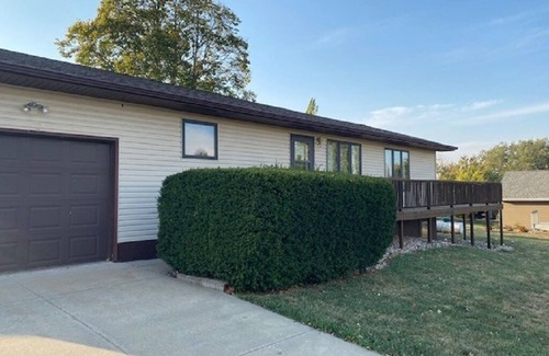 Crofton House | Lake property just a few blocks from public beach. Marina a mile away.