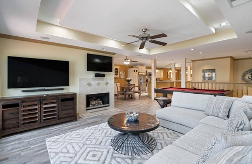 Rockwall House | Lake Ray Hubbard - Luxury Lakeside Home Located in Chandler's Landing - Rockwall