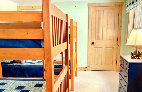 Whitefield House | Lake Retreat by Bretton Woods Vacations