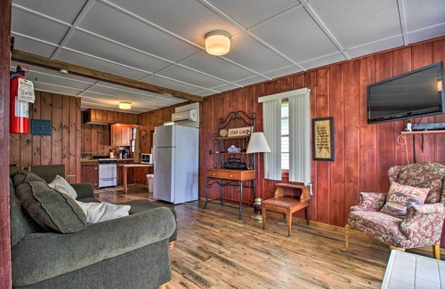 Dent Cabin | Lake Retreat w/Dock, Deck & BBQ, BYO Boat!