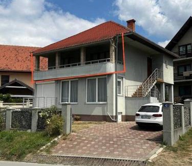 Plav Apartment | Lake River Mountain