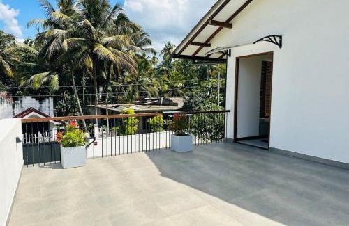 Kurunegala Apartment | Lake Round Luxury House