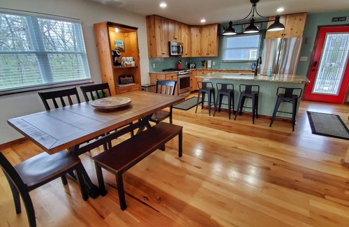 Effingham House | Lake Sara Dream