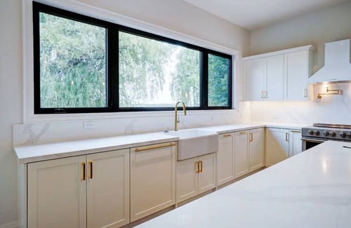 Valentia Cottage | Lake Scugog Waterfront Cottage