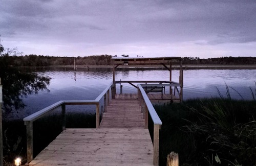 Mount Pleasant House | Lake Seminole Cabin on Spring Creek Channel - Covered Dock