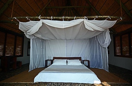 Kipili Cabin | Lake Shore Lodge & Campsite