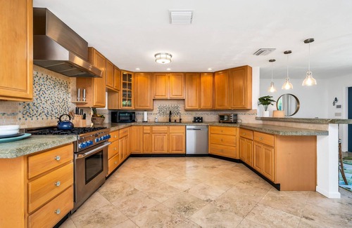 Lake Clarke Shores House | Lake Shores Haven - Family Fun! Pool & Hot Tub!