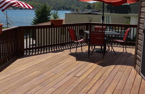Shawanese House | Lake Side Chalet style House at Harvey's Lake