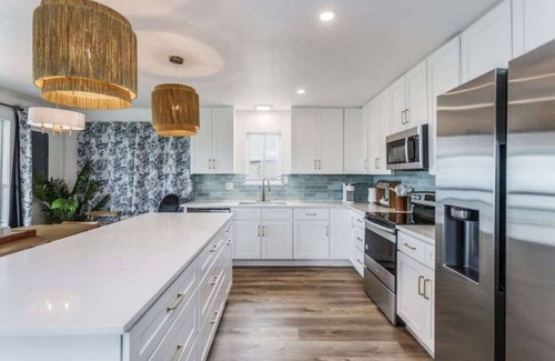 Princeton House | Lake Side House close to Outdoor Fun, Fishing