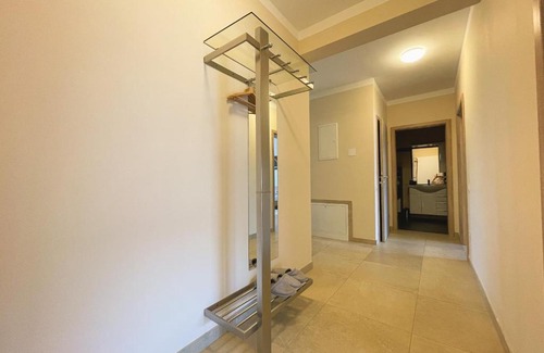 Hirschstetten Apartment | Lake Side Vienna II