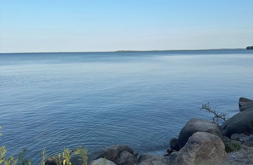 Innisfil House | Lake Simcoe Serenity