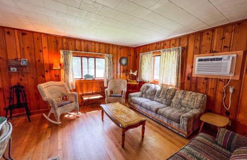 Wells House | Lake St. Catherine Cottage - Red Across