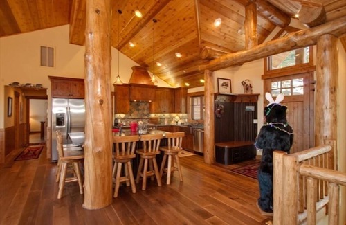 Meeks Bay House | Lake Tahoe Lakeview Lodge at Meeks Bay - Permit VHR 073395/TOT-T64661