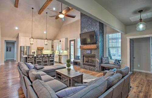Quinlan House | Lake Tawakoni Access Home with Game Room!