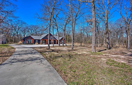 Quinlan Cottage | Lake Tawakoni Access: Home w/Game Room!