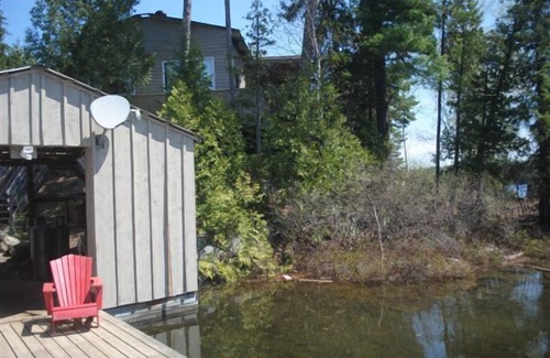 Temagami Cottage | Lake Temagami Cottage at the Temagami Bighouse