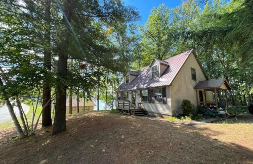 Mancelona House | Lake Therapy - Lakefront, Charming, And Fun!