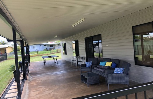 Tinaroo House | Lake Time at Tinaroo