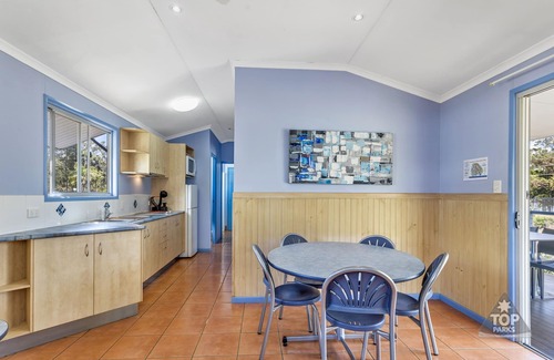 Tinaroo RV Rental | Lake Tinaroo Holiday Park