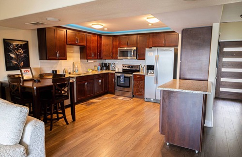 Point Venture Condo | Lake Travis Vibe- Point Venture, TX