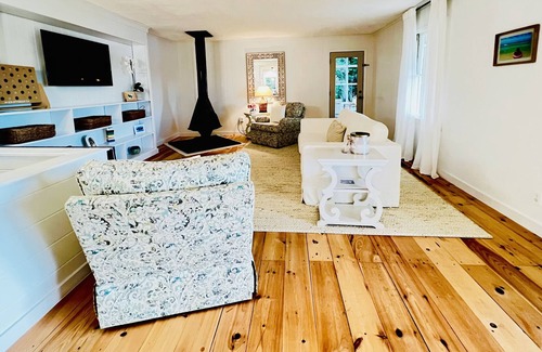 Northport House | Lake Tuscaloosa waterfront home
