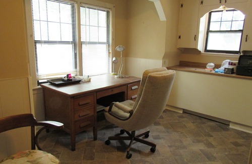 Belleville House | Lakefront home on 1.6 acres