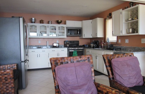 Belleville House | Lakefront home on 1.6 acres