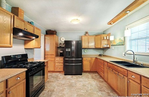 Bexar County House | Lake vacation house