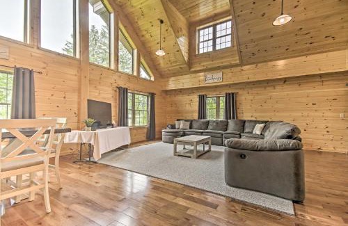 Wrightsville House | Lake View and Hot Tub Wrightsville Cabin!