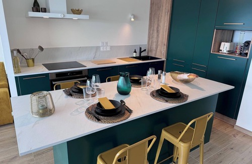 Evian-les-Bains Apartment | Lake view apartment, terraces, 2 bedrooms, open kitchen