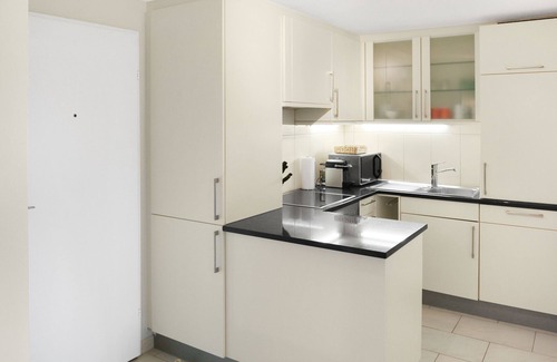 Zug Apartment | Lake View Business Apartment