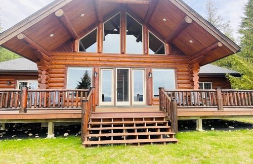 Sandpoint Cabin | Lake View Cabin on Lake Pend Oreille/Sandpoint - PingPong/Pool Table/Cinema Room
