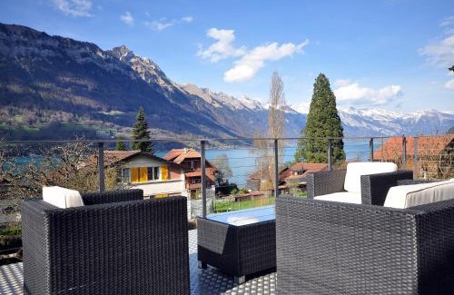 Boenigen Ski Chalet | Lake View Chalet