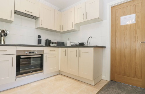 Mylor Churchtown Cottage | Lake View