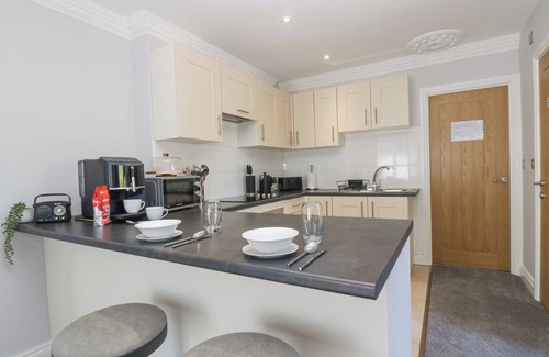 Mylor Churchtown Cottage | Lake View